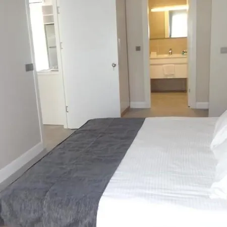 Altin Yunus Apartment *
